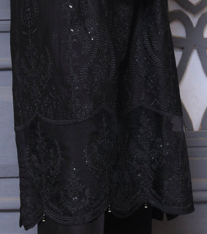 Elegant Black Embroidered 3-Piece Suit – Festive & Casual Wear for Women